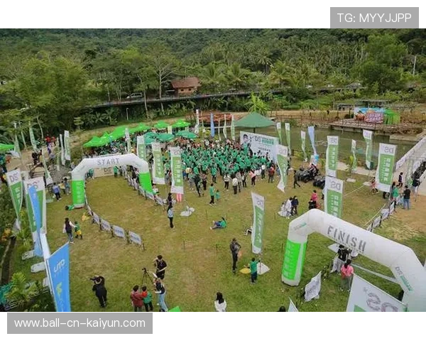 “东部新区定向越野:在大自然中与时间赛跑”